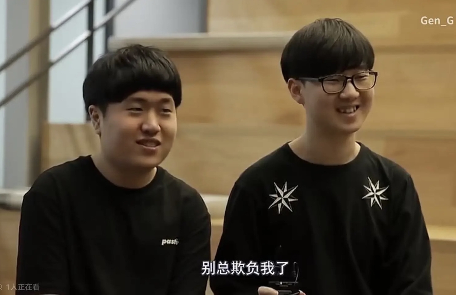 MAD横扫T1，Ruler极限生还后反打宿命之战八强赛，让粉丝疯狂欢呼