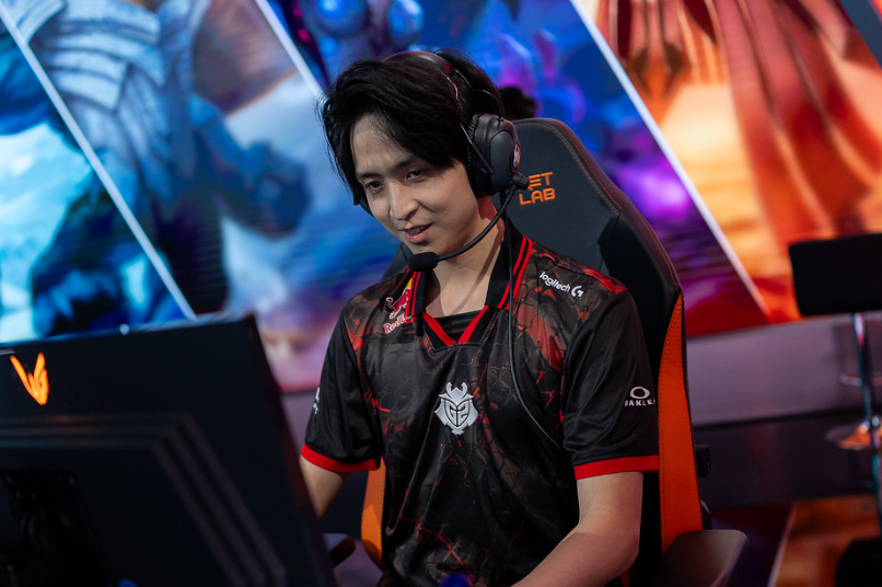 SHR险胜DRX,Hanssama开启传奇时刻强强对话小组赛,让粉丝疯狂欢呼 SHR险胜DRX,Hanssama开启传奇时刻强强对话小组赛,让粉丝疯狂欢呼