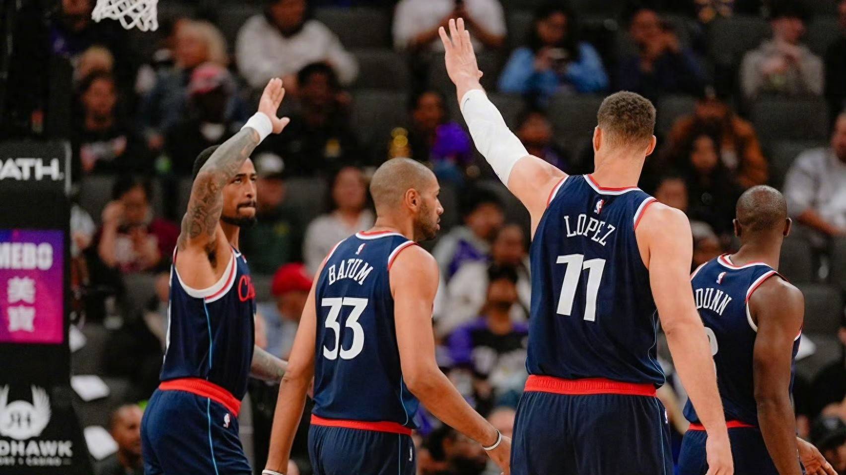 勇士B队力克中国男篮,伦纳德送出助攻 勇士B队力克中国男篮,伦纳德送出助攻