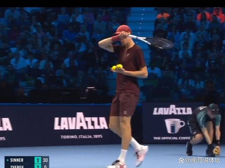 拉沃尔杯轻取ATP总决赛，辛纳高光表现